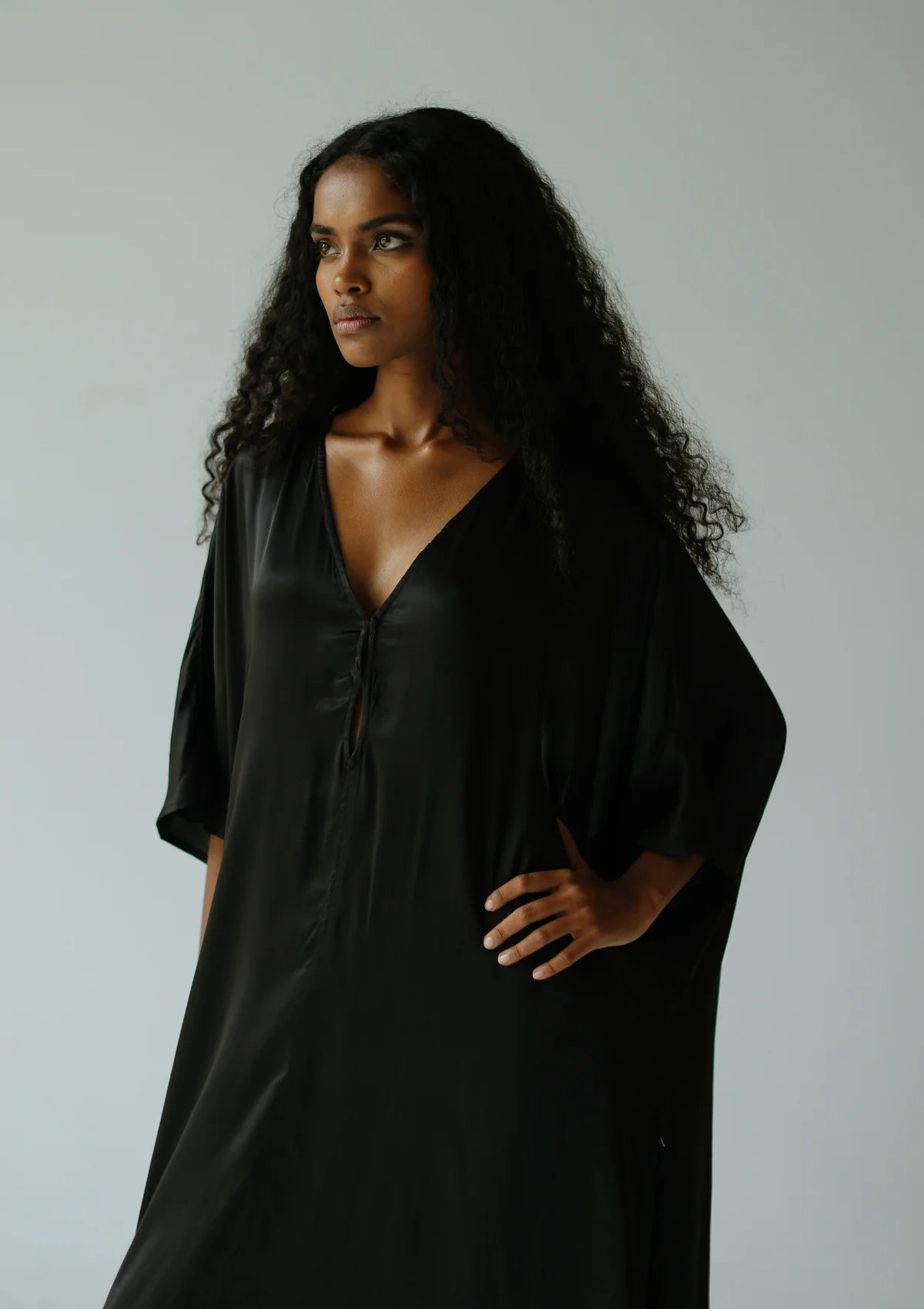 ARIA MAXI KAFTAN- BLACK - Image 4