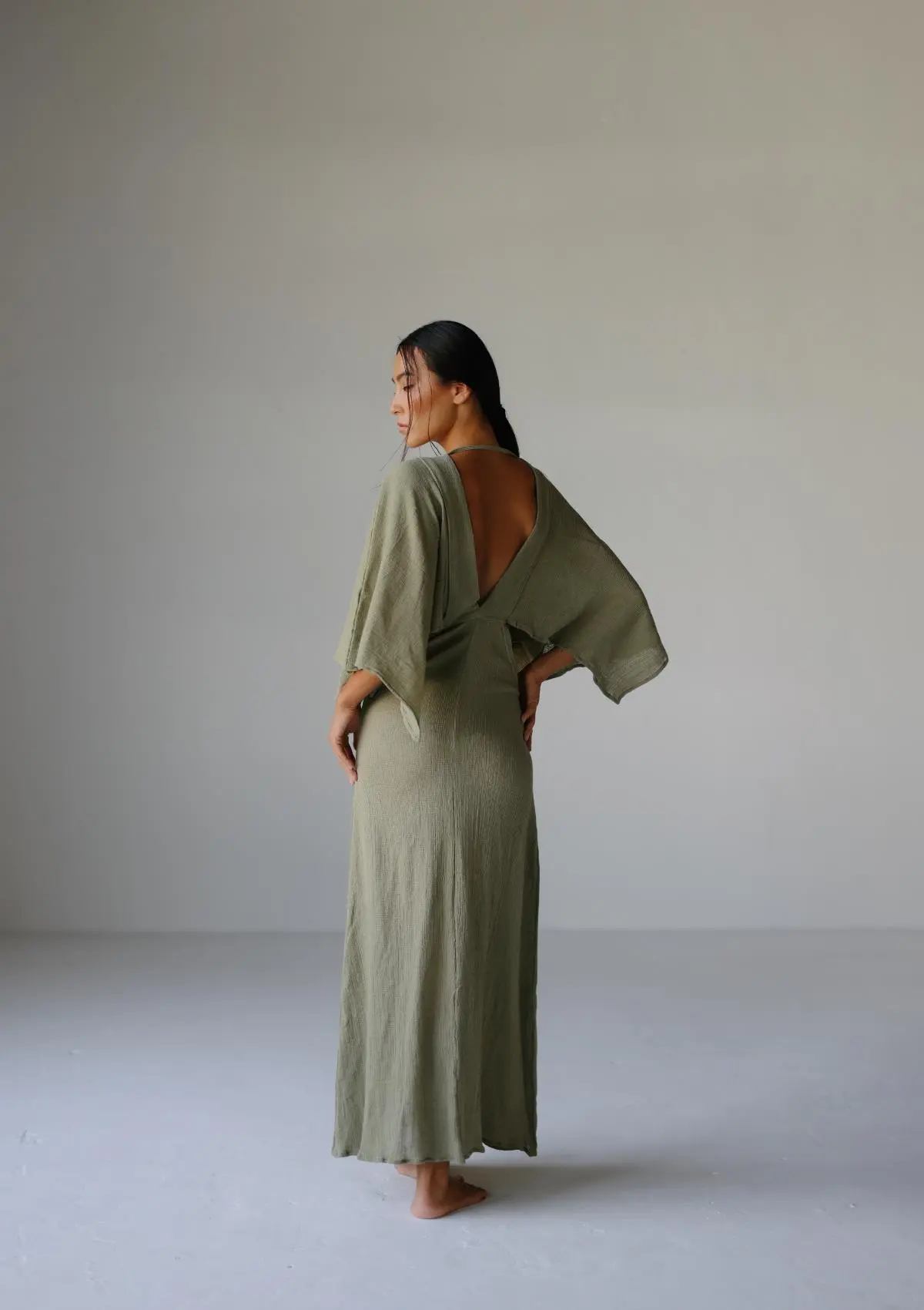 AURORA DRESS - OLIVE - Image 3