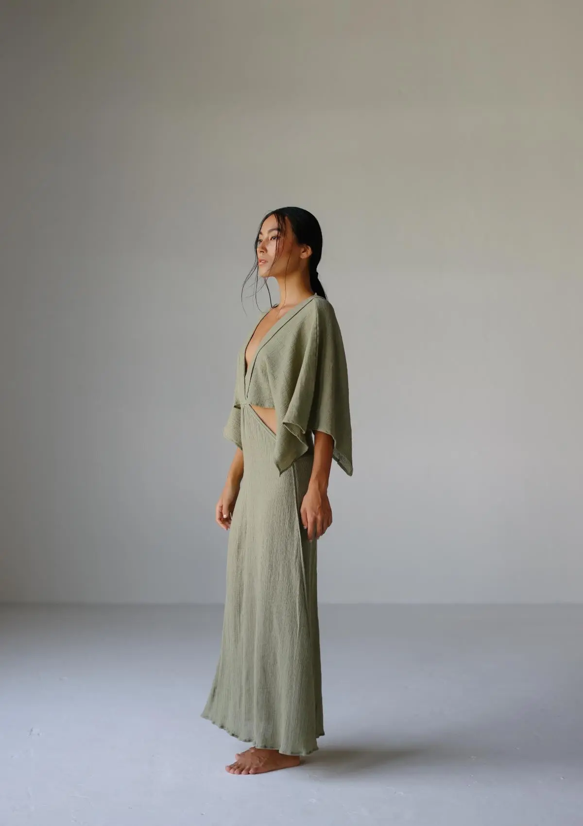 AURORA DRESS - OLIVE - Image 4