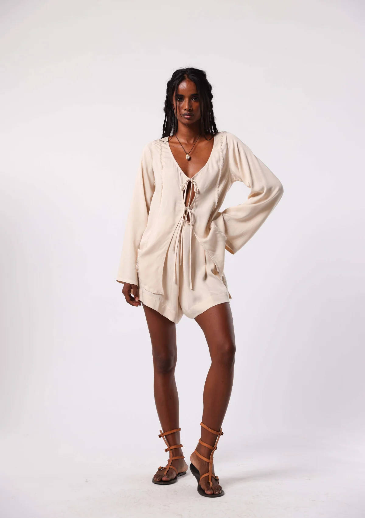 DEJA SHORTS - UNDYED KORA - Image 3