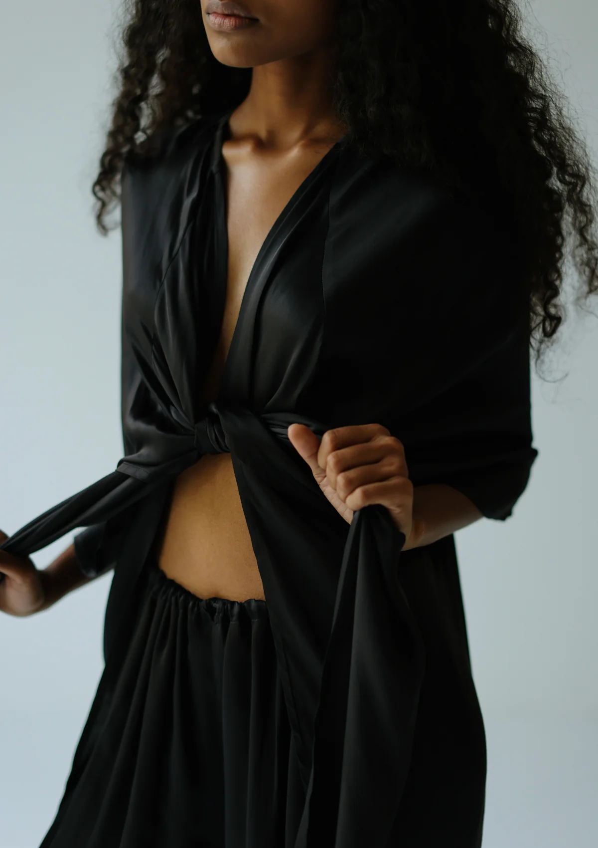 KARLA CAPE - BLACK - Image 7