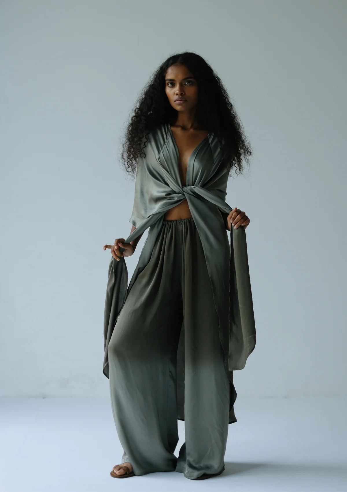 KARLA CAPE - TEA LEAF TO VETIVER - Image 2