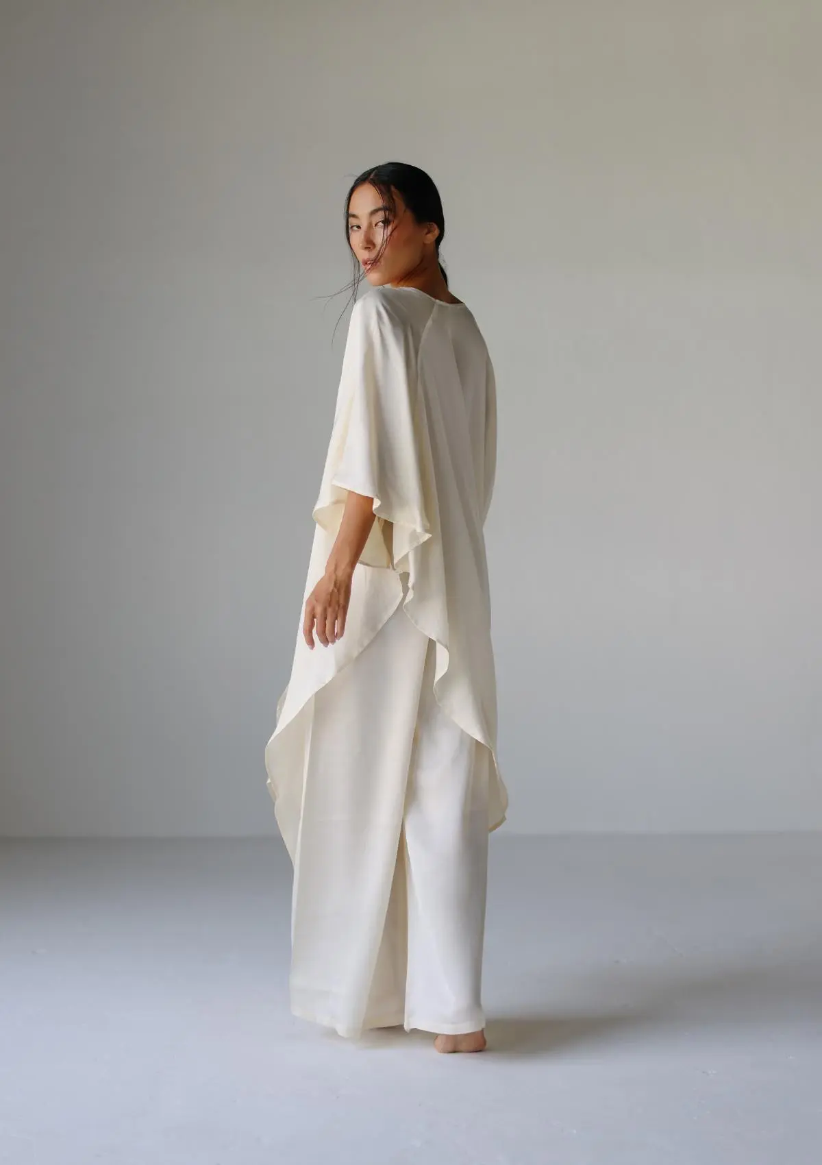 KARLA CAPE - UNDYED - Image 5