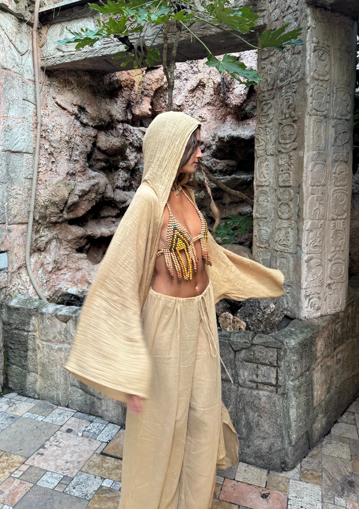 RHEA HOODED CAPE - MANGO MOJITO - Image 9