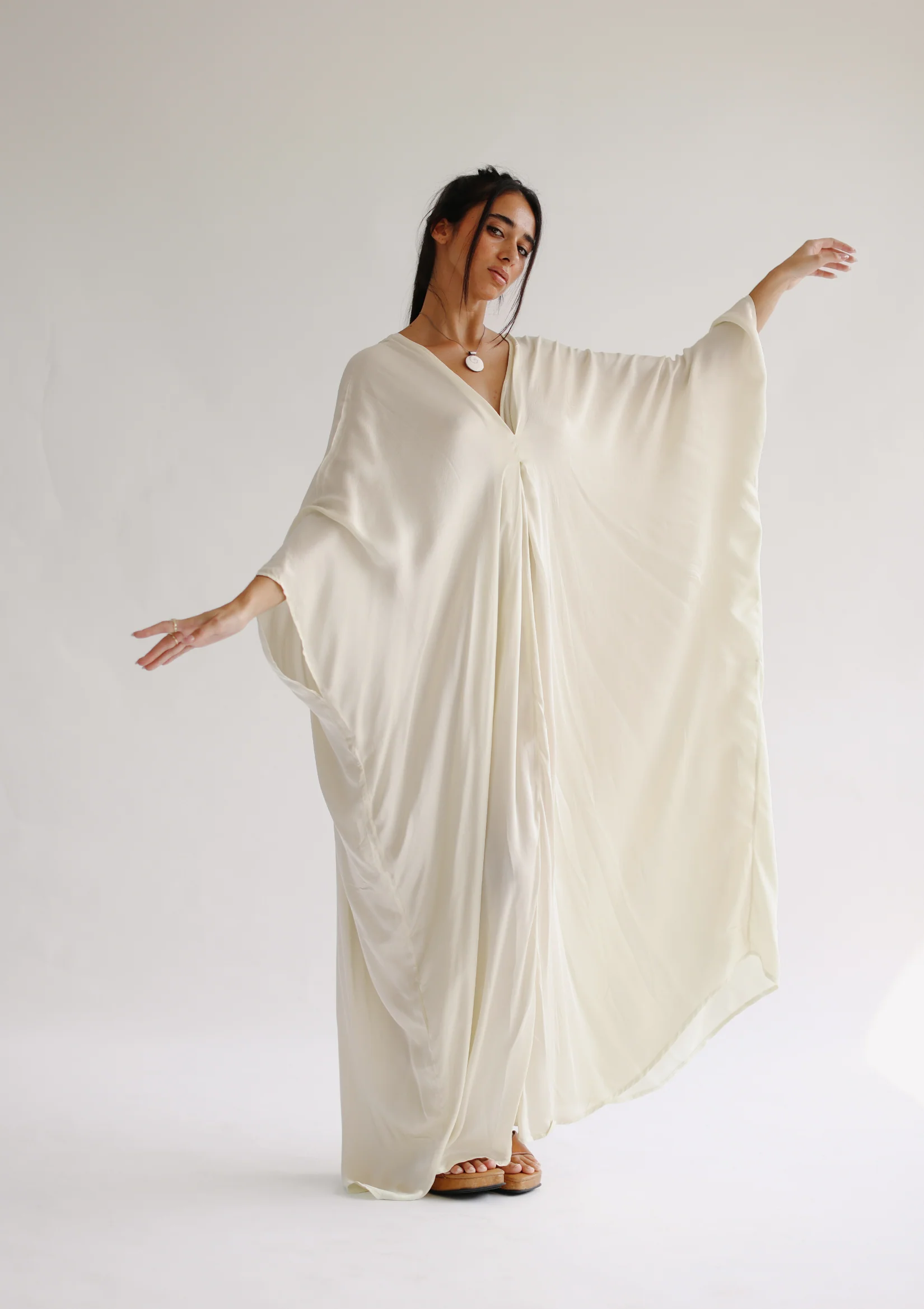SUDI KAFTAN - BONE WHITE - Image 4