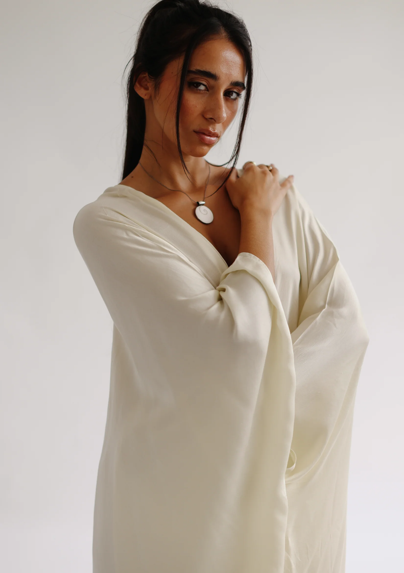 SUDI KAFTAN - BONE WHITE - Image 7