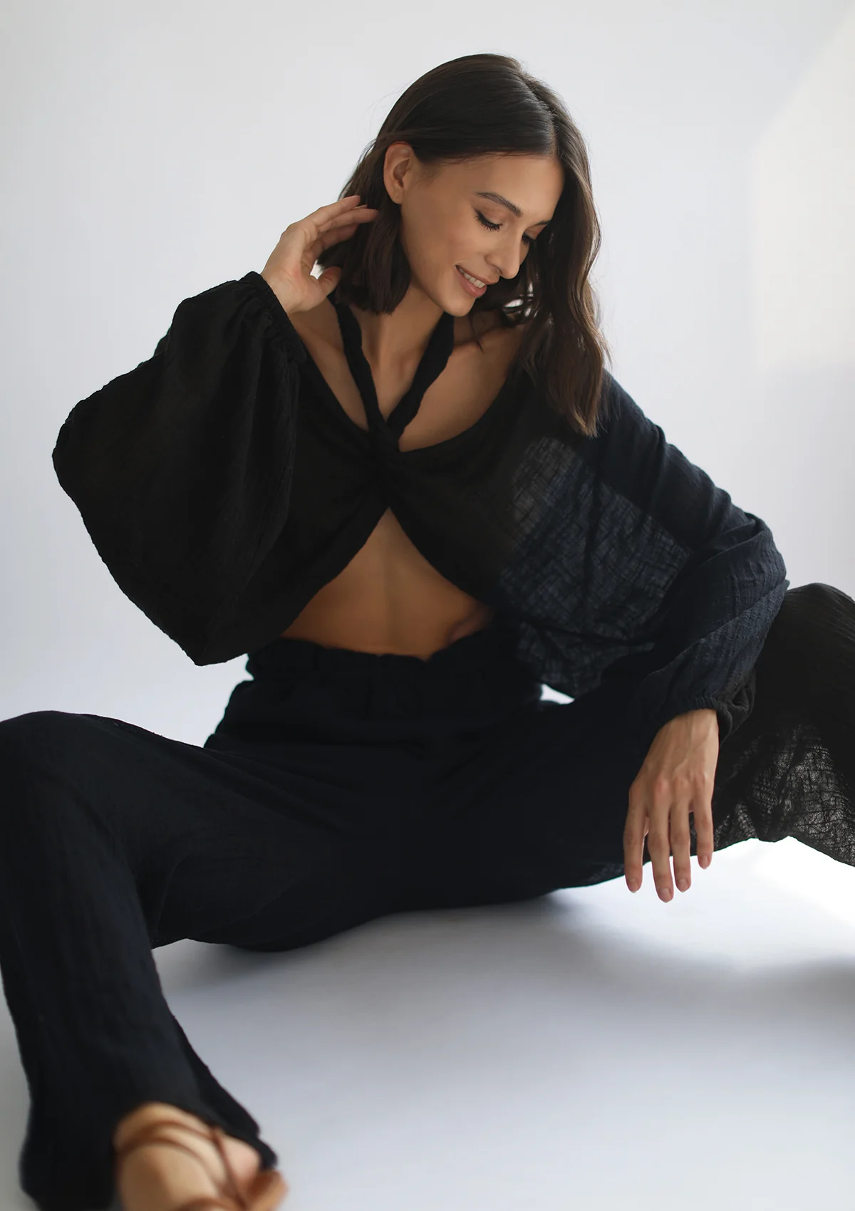 TAI TOP - BLACK - Image 6