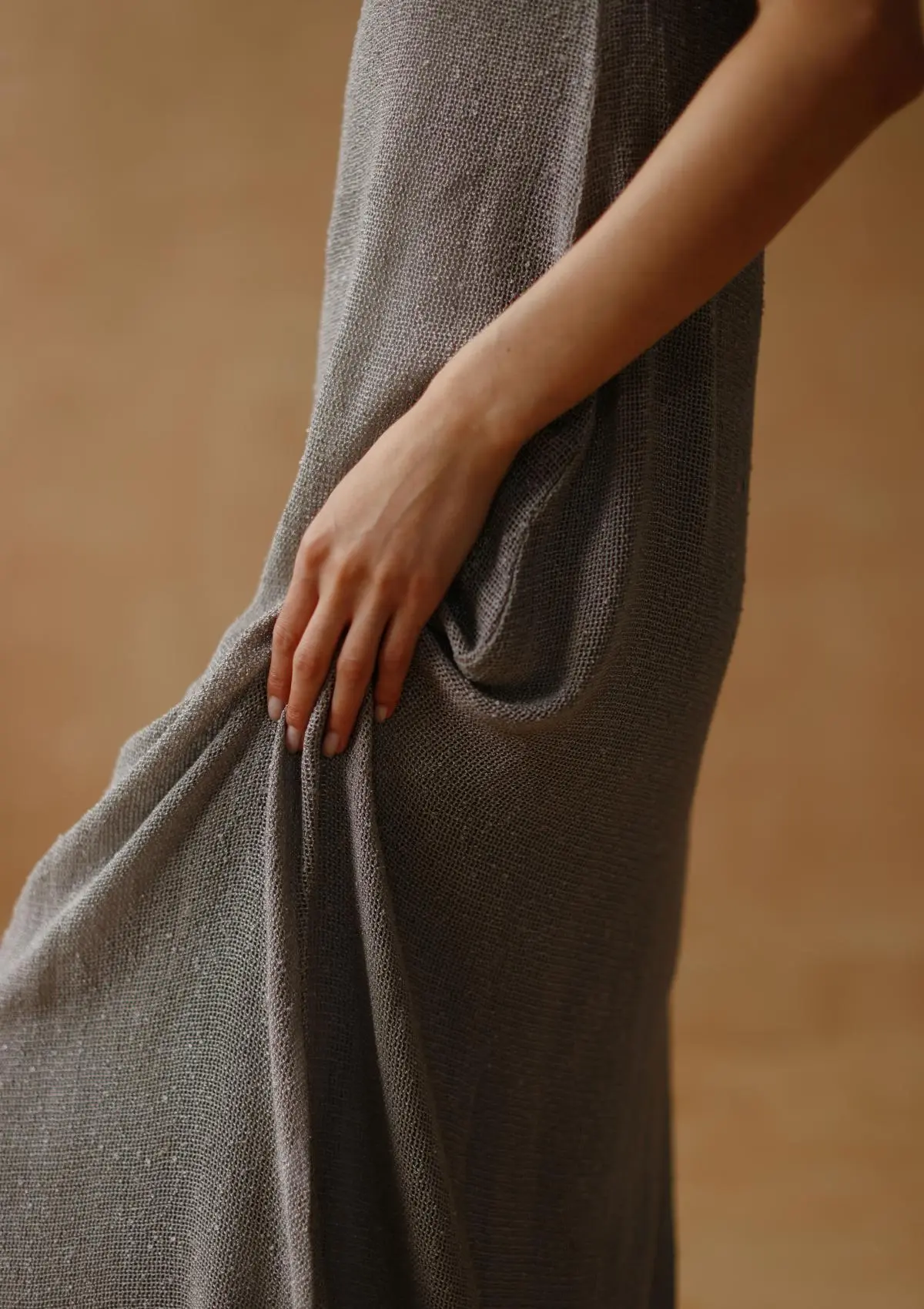 ZOEY MAXI DRESS- SILVER - Image 4